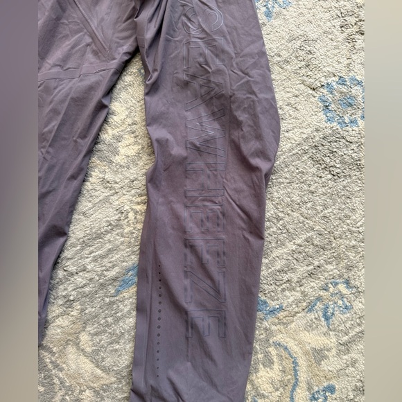 Lululemon SeaWheeze Fast and Free Windbreaker Dusky Lavender - Picture 8 of 13